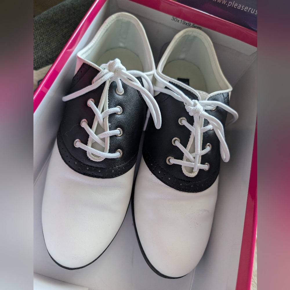 Pleaser Saddle Shoes. Size 8.
